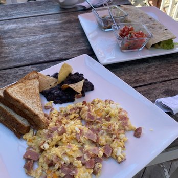 19.5 Km Restaurant - Seafood Near Me - Cancún, ROO 19.5 Km Restaurant - Seafood Near Me - Cancún, ROO