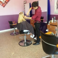Annie's Nails & Tanning Salon
