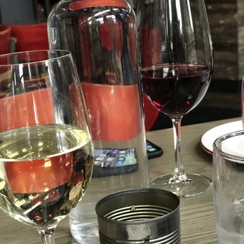 Bar Siena - Belle Glos, Pinot Noir, Las Alturas, CA 2017** - Italian Near Me - Chicago, Illinois Bar Siena - Belle Glos, Pinot Noir, Las Alturas, CA 2017** - Italian Near Me - Chicago, Illinois