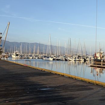 Leadbetter Beach - Beaches Near Me - Santa Barbara, California Leadbetter Beach - Beaches Near Me - Santa Barbara, California