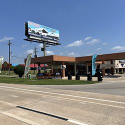Xclusive Wheels and Tires