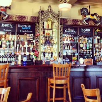 The Daniel Defoe - The bar - British Near Me - London, XGL