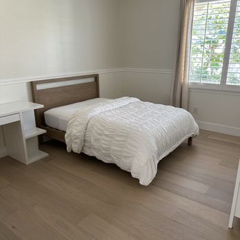 Bentley Floor - New hardwood flooring - Bentley Floor has the best installers! - Flooring Near Me - Rancho Santa Margarita, California Bentley Floor - New hardwood flooring - Bentley Floor has the best installers! - Flooring Near Me - Rancho Santa Margarita, California