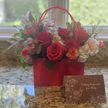 Cerritos Hills Florist - Picture once flowers were delivered. - Florists Near Me - Cerritos, California Cerritos Hills Florist - Picture once flowers were delivered. - Florists Near Me - Cerritos, California