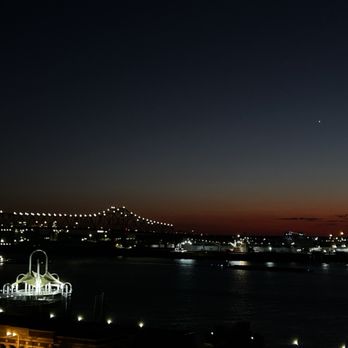 Tsunami Sushi Baton Rouge - such a lovely romantic view! - Sushi Bars Near Me - Baton Rouge, Louisiana