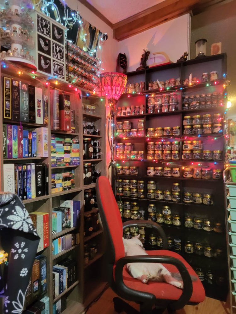 Lady Bella Donna - grief counselor in Irvington, AL