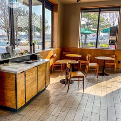 Starbucks - Limited Seating by Mobile Order Counter