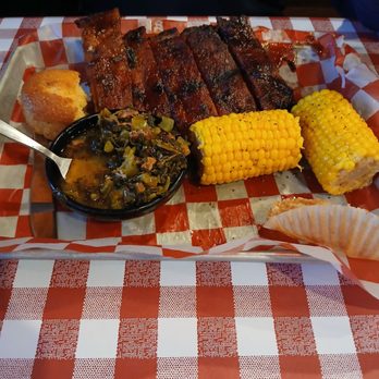 Famous Dave's Bar-B-Que - Barbeque Near Me - Roseville, Michigan Famous Dave's Bar-B-Que - Barbeque Near Me - Roseville, Michigan