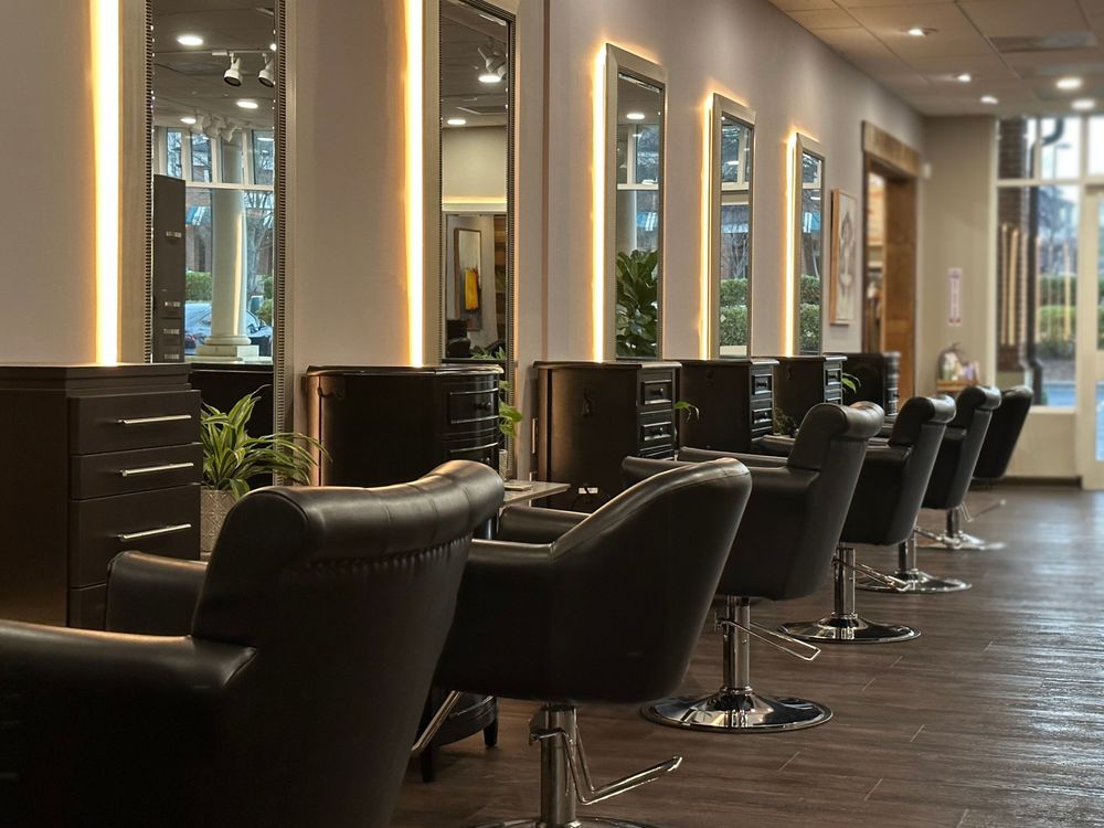 Triniti Salon Image