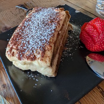 Sandrino - Homemade tiramisu - save room for this! - Pizza Near Me - Sausalito, California