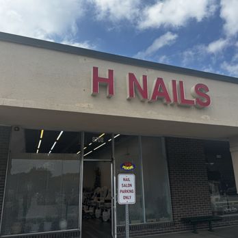 H Nails Salon - Nail Salons Near Me - Overland Park, Kansas