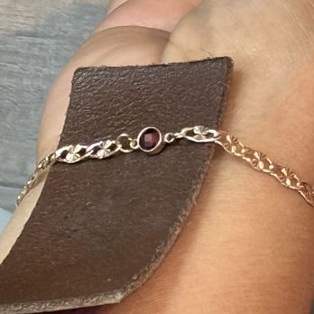 Link Link Permanent Jewelry - Jewelry Near Me - Rio Rancho, New Mexico Link Link Permanent Jewelry - Jewelry Near Me - Rio Rancho, New Mexico