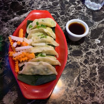 Pho Lantern Restaurant - Vegetarian Dumplings - Seafood Near Me - Buffalo, New York
