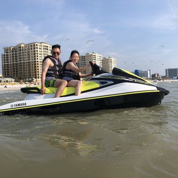 Clearwater Beach - Driving on the ocean - Beaches Near Me