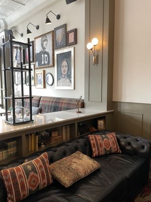 The Armstrong Hotel by null