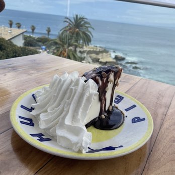 Duke's La Jolla - Hula Pie - New American Near Me - La Jolla, California Duke's La Jolla - Hula Pie - New American Near Me - La Jolla, California