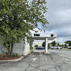 M&T Bank - Drive-thru ATM said open when the teller window was closed, at noon on a Sunday