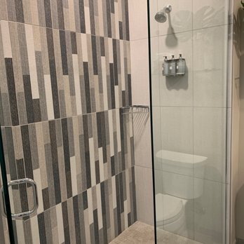 Wine Stone Inn - Shower - Hotels Near Me - Orcutt, California Wine Stone Inn - Shower - Hotels Near Me - Orcutt, California