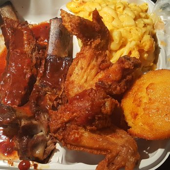 The Rolling Rib - Inside the FATBOX....if you're gonna get a Side Get the MAC - Barbeque Near Me - Upper Marlboro, Maryland