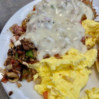 White's Restaurant - Don's Big Mess, mini version - Breakfast & Brunch Near Me - Salem, Oregon White's Restaurant - Don's Big Mess, mini version - Breakfast & Brunch Near Me - Salem, Oregon