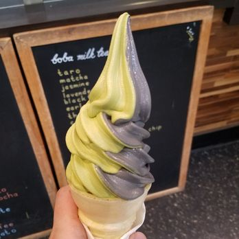 releaf - Matcha and Vanilla Charcoal softserve - Ice Cream & Frozen Yogurt Near Me - Arlington Heights, Illinois releaf - Matcha and Vanilla Charcoal softserve - Ice Cream & Frozen Yogurt Near Me - Arlington Heights, Illinois