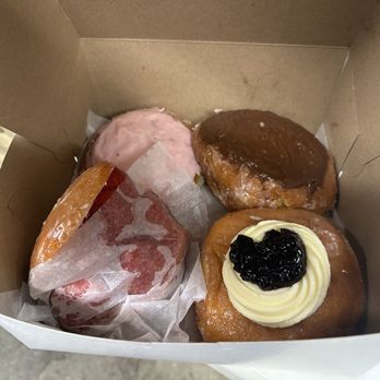 The Donut Man - Glendora - Box of donuts - Donuts Near Me - Glendora, California The Donut Man - Glendora - Box of donuts - Donuts Near Me - Glendora, California