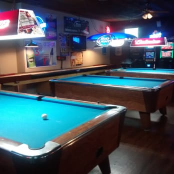 Desdemona Club - They have three pool tables and Oregon Lottery. - Bars Near Me - Astoria, Oregon Desdemona Club - They have three pool tables and Oregon Lottery. - Bars Near Me - Astoria, Oregon