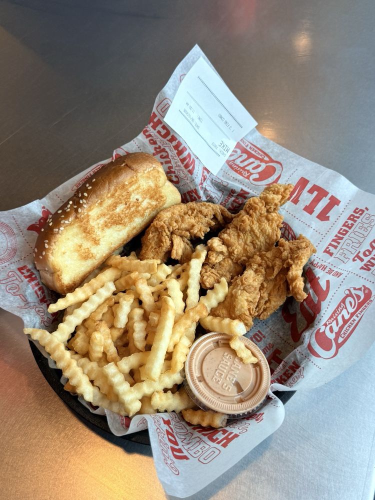 Food from Raising Cane's Chicken Fingers