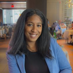 Pediatric speech-language pathologist providing early intervention speech therapy services throughout the Bay Area.