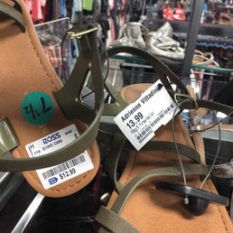 Currently trying to find these at Ross. Feeling a little deceived my friends.