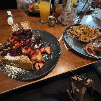 Toast Downey - Crunch Berry French Toast - Breakfast & Brunch Near Me - Downey, California Toast Downey - Crunch Berry French Toast - Breakfast & Brunch Near Me - Downey, California