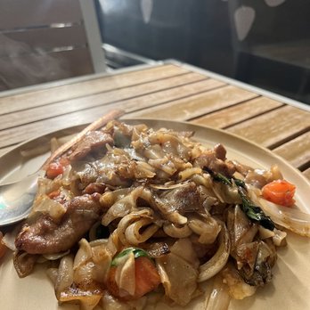 Hanuman Thai Eatery - Drunken noodle with pork - Thai Near Me - Costa Mesa, California Hanuman Thai Eatery - Drunken noodle with pork - Thai Near Me - Costa Mesa, California