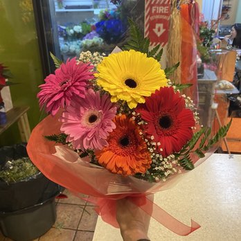 Jasons Flowers - Florists Near Me - Flushing, New York Jasons Flowers - Florists Near Me - Flushing, New York