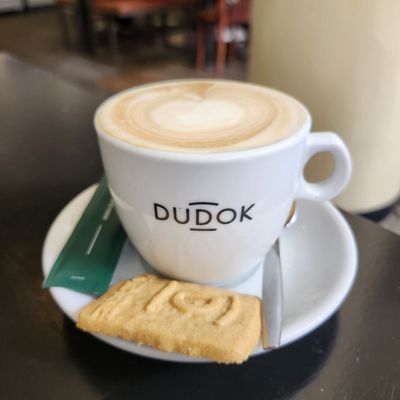 Dudok by null