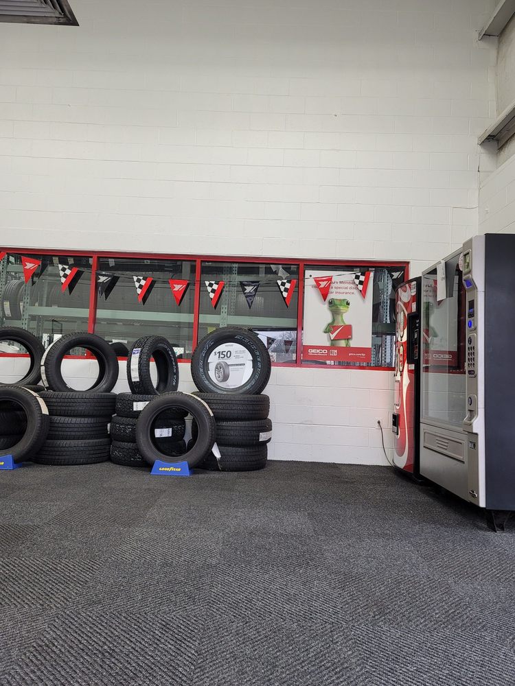 BJ’S WHOLESALE CLUB Updated September 2024 35 Reviews 344 Reidville Dr., Waterbury