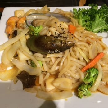Young Garden - Fried u don with seafood - Korean Near Me - Niagara Falls, Ontario Young Garden - Fried u don with seafood - Korean Near Me - Niagara Falls, Ontario