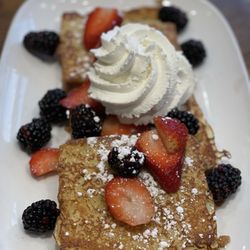 Another Broken Egg Cafe - Lemon pound cake French toast