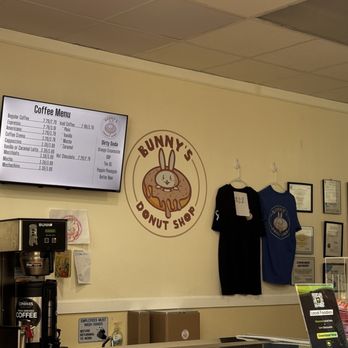 Bunny's Donut Shop - Inside - Donuts Near Me - Jacksonville, Florida