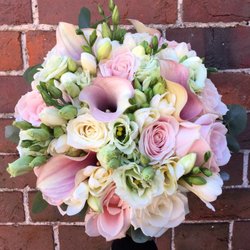 The Daisy Chain - Wedding bouquet