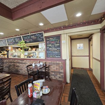 The Omelette House - Inside - Breakfast & Brunch Near Me - Villa Park, Illinois The Omelette House - Inside - Breakfast & Brunch Near Me - Villa Park, Illinois
