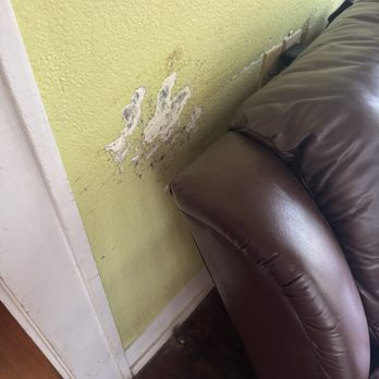 Callaways Coffee & Bistro - Walls need to be repainted and freshened up. - Coffee & Tea Near Me - Athens, Texas Callaways Coffee & Bistro - Walls need to be repainted and freshened up. - Coffee & Tea Near Me - Athens, Texas