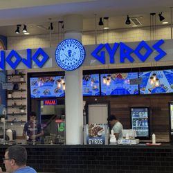 Jojo Gyros - Outside view