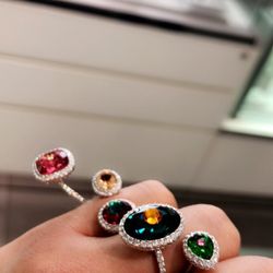 Swarovski - Rainbow multi finger ring