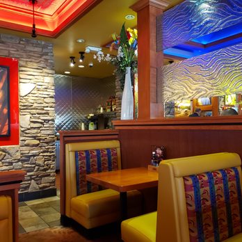 Sizzler - The lobby area is nice and fresh. - Seafood Near Me - Bakersfield, California