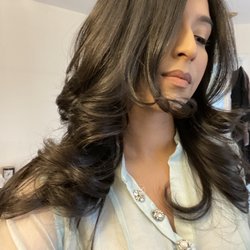 Fantasy Unisex Beauty - Haircut and Blowout