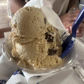 Handel’s Homemade Ice Cream - Salted Caramel - Desserts Near Me - Riverside, California Handel’s Homemade Ice Cream - Salted Caramel - Desserts Near Me - Riverside, California