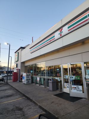 7-Eleven