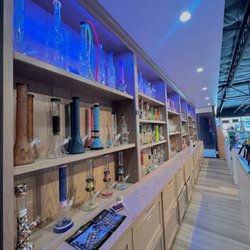 Urgent CBD Hookah Super Store & Smoke Shop - Best glass near me pipe