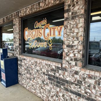 Angie's Circus City Diner - Entrance - Diners Near Me - Hugo, Oklahoma Angie's Circus City Diner - Entrance - Diners Near Me - Hugo, Oklahoma