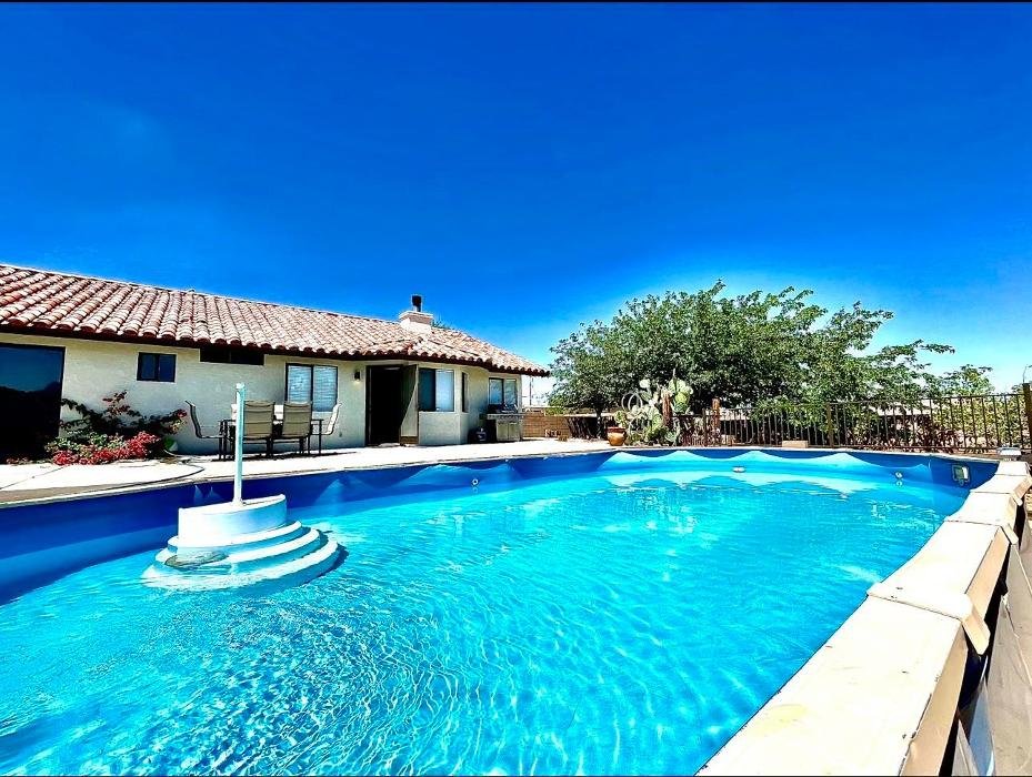 Slide of Hi Desert STR Pros